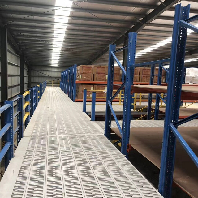 El ático resistente del entresuelo del almacenamiento de Warehouse de la estructura de acero deja de lado sistemas del tormento